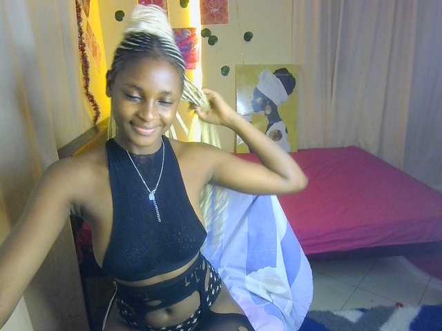 Ambrosiana live cam on BongaCams