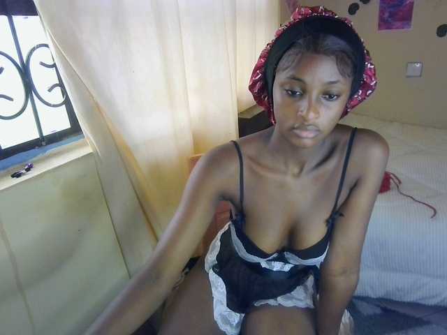 Ambrosiana live cam on BongaCams