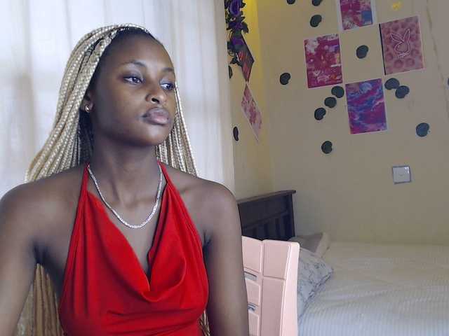 Ambrosiana live cam on BongaCams