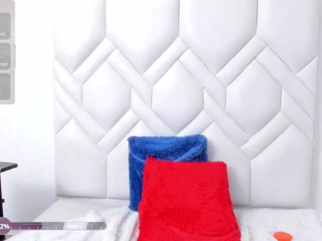 Amelia02 live cam on BongaCams