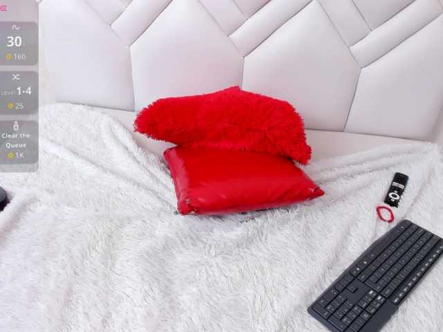 Amelia02 live cam on BongaCams