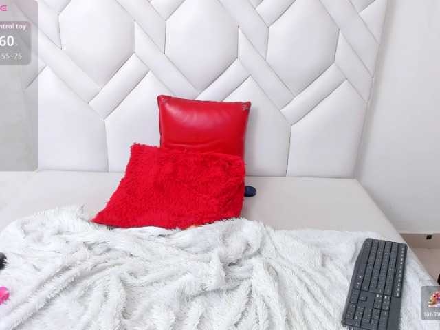 Amelia02 Live Cam on BongaCams