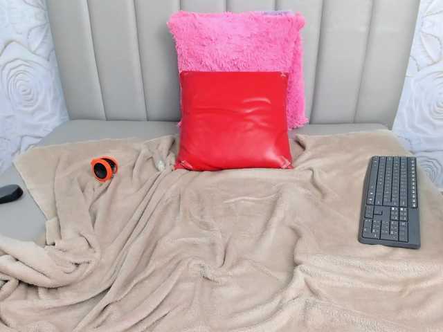 Amelia02 live cam on BongaCams