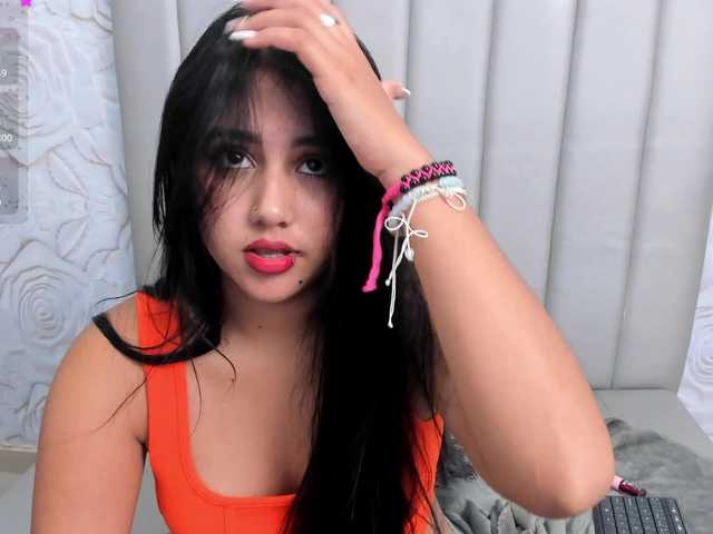 Amelia02 live cam on BongaCams