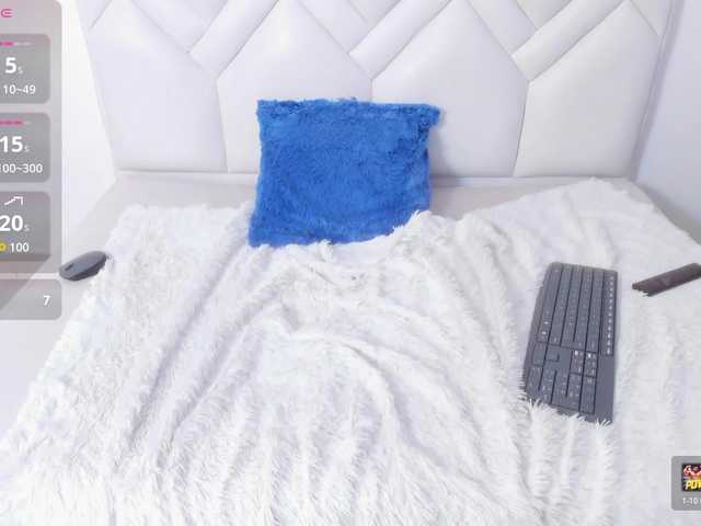 Amelia02 live cam on BongaCams