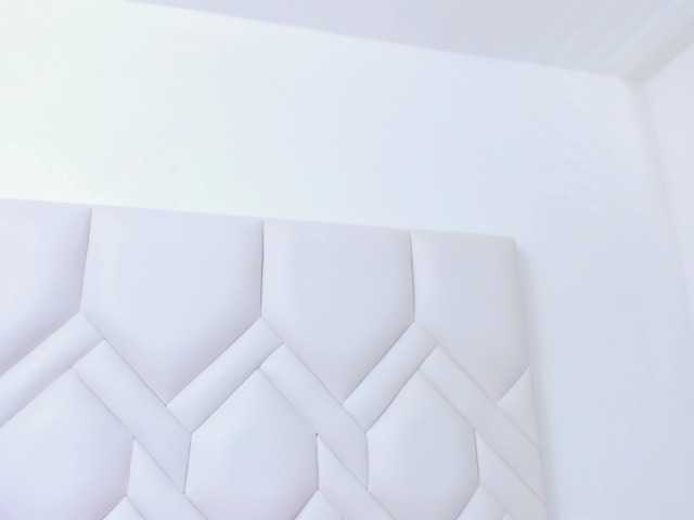 Amelia02 live cam on BongaCams