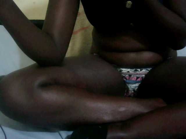 Africangoddess22 live cam on BongaCams