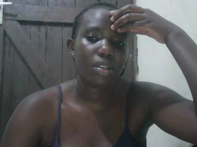 Africangoddess22 live cam on BongaCams