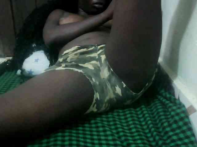 Africangoddess22 webcam