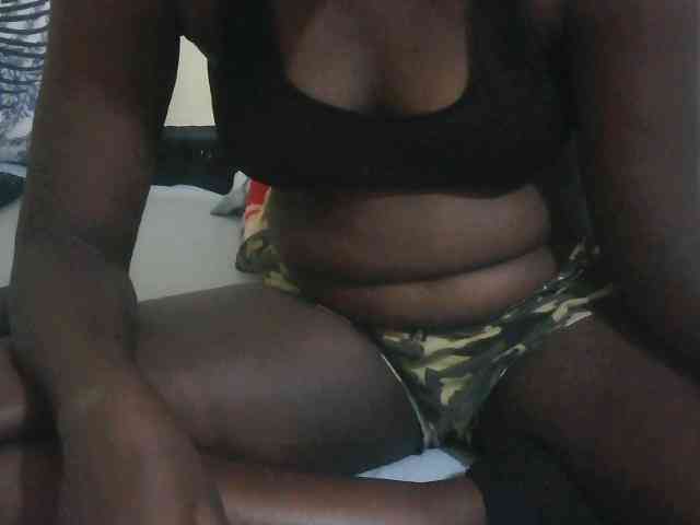 Africangoddess22 webcam