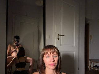 MyshkaNiks Porn Show