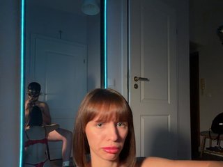MyshkaNiks Porn Show