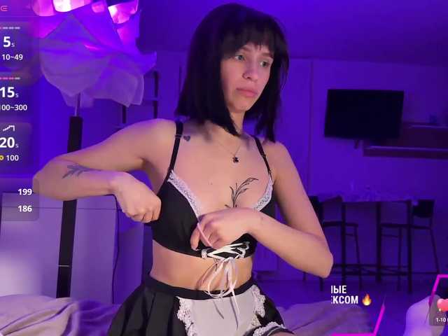 MichelleNiks live cam