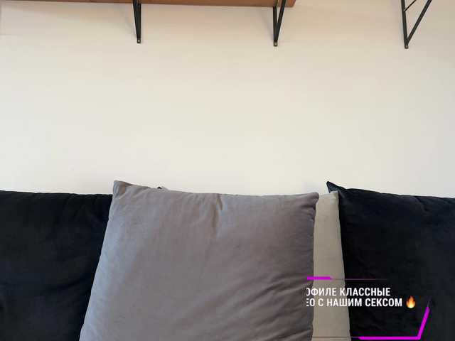 MichelleNiks live cam on BongaCams
