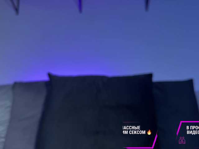 MichelleNiks live cam on BongaCams