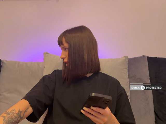 MichelleNiks live cam on BongaCams