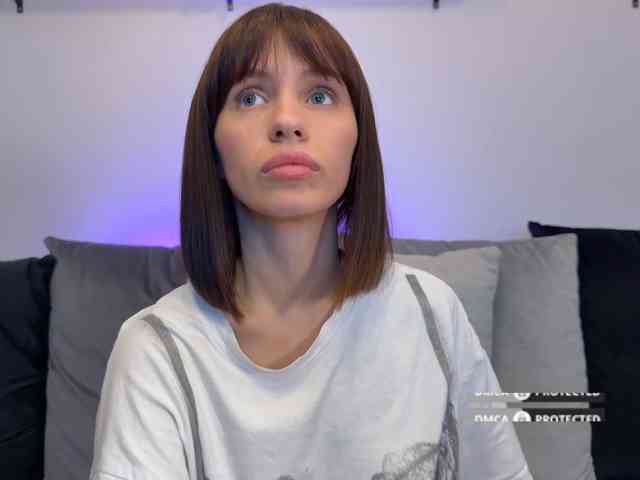 MyshkaNiks webcam