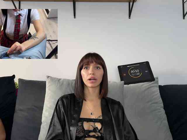 MyshkaNiks webcam