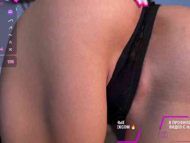 MichelleNiks Sex Cam Show