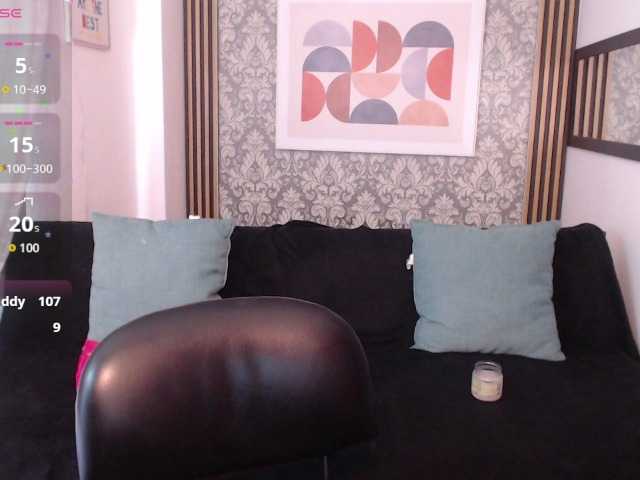 Nyxx-Velariia live cam on BongaCams