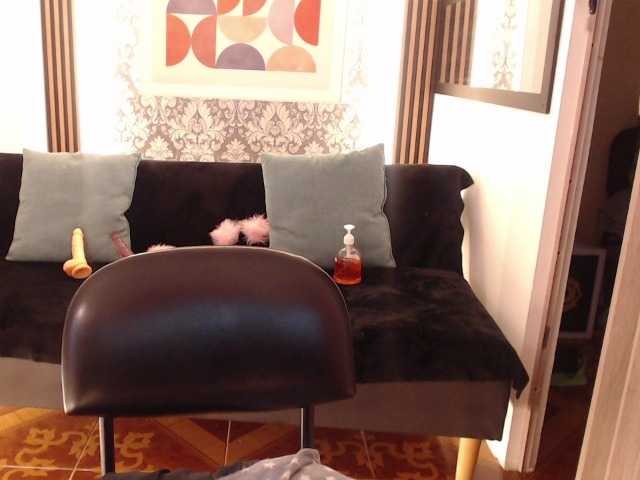 Nyxx-Velariia live cam on BongaCams