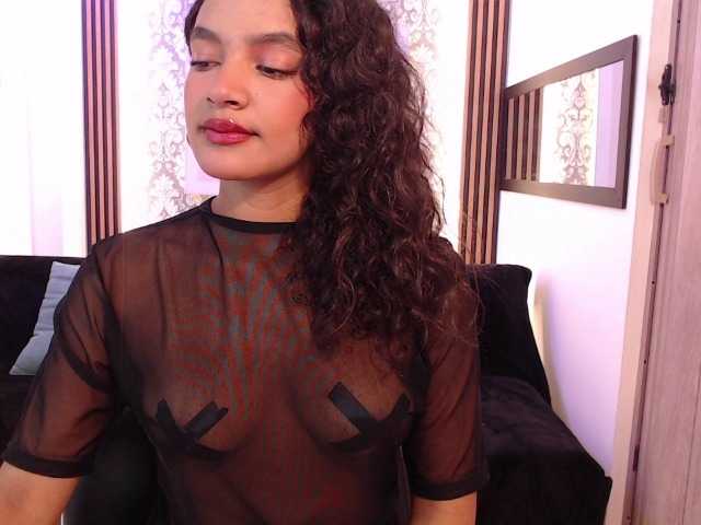 Nyxx-Velariia Live Cam on BongaCams