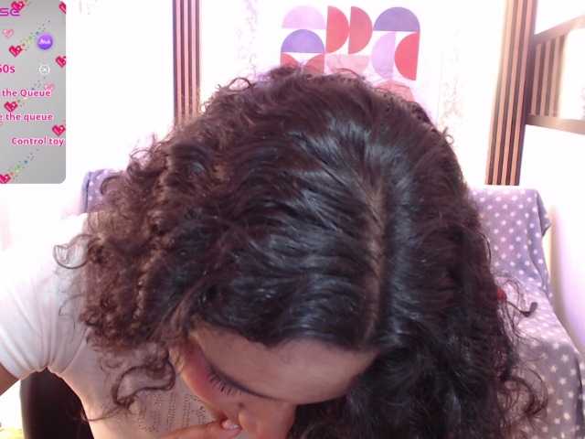 Nyxx-Velariia live cam on BongaCams