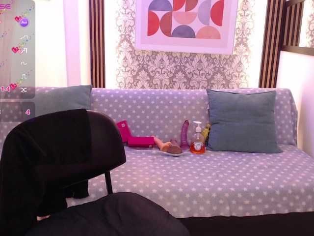 Nyxx-Velariia live cam on BongaCams
