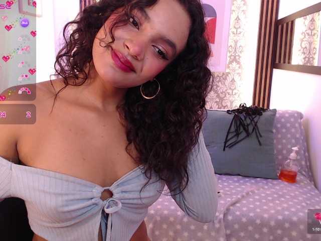 Nyxx-Velariia live cam on BongaCams