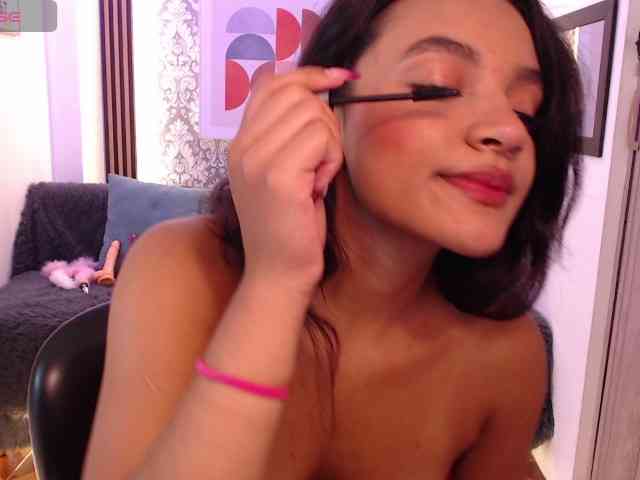 Nyxx-Velariia webcam
