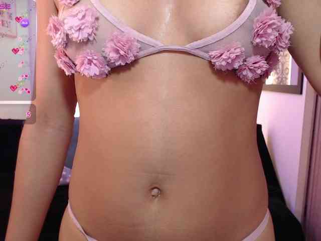 Nyxx-Velariia webcam