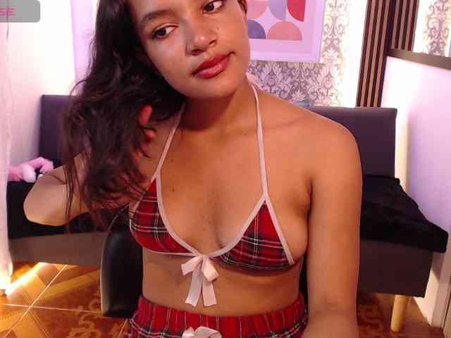 Nyxx-Velariia webcam