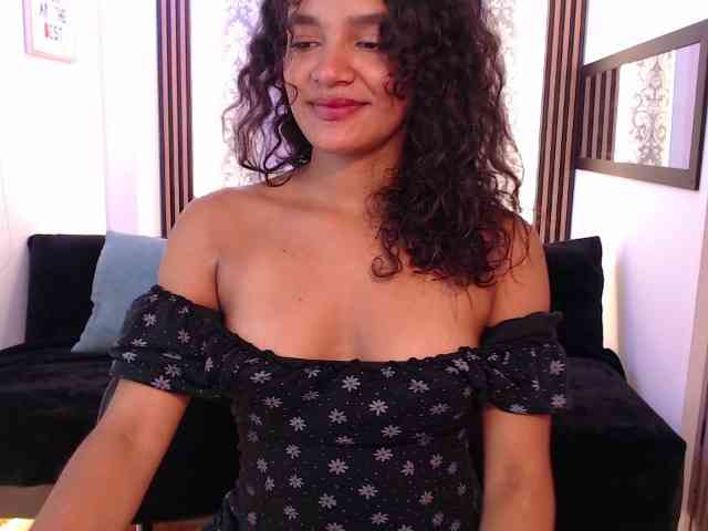 Nyxx-Velariia webcam