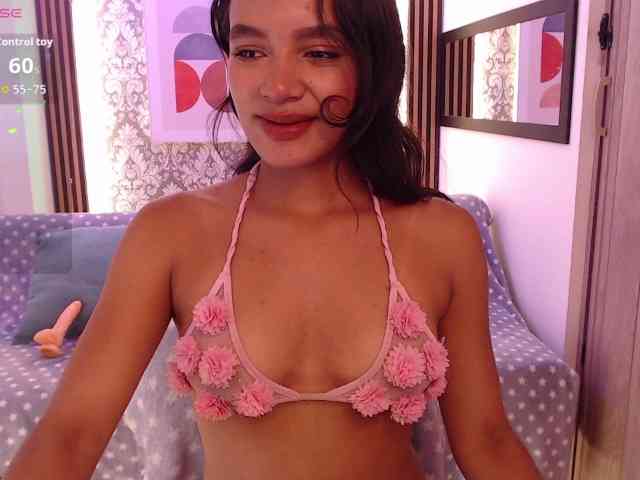Nyxx-Velariia webcam