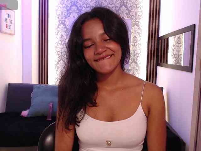 Nyxx-Velariia webcam