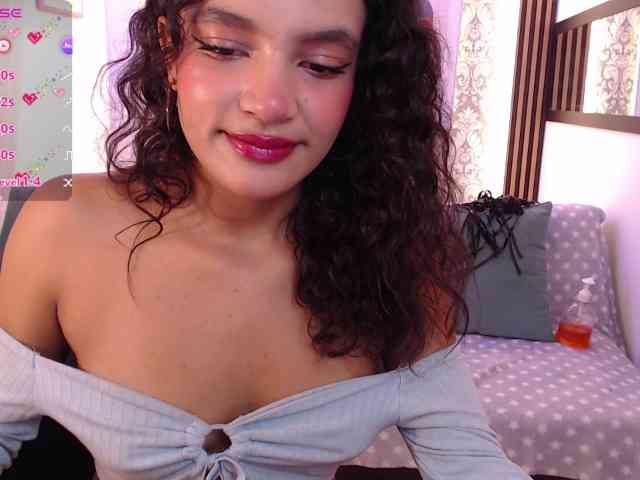 Nyxx-Velariia Live Webcam on BongaCams