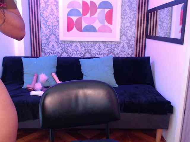 Nyxx-Velariia webcam