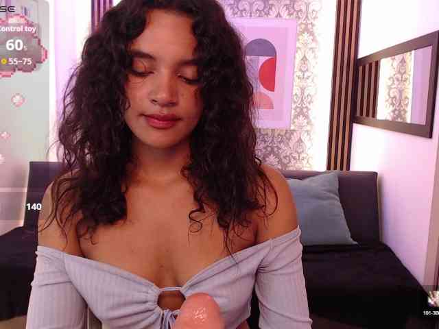 Nyxx-Velariia webcam