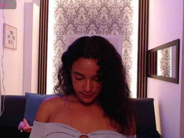 Nyxx-Velariia webcam