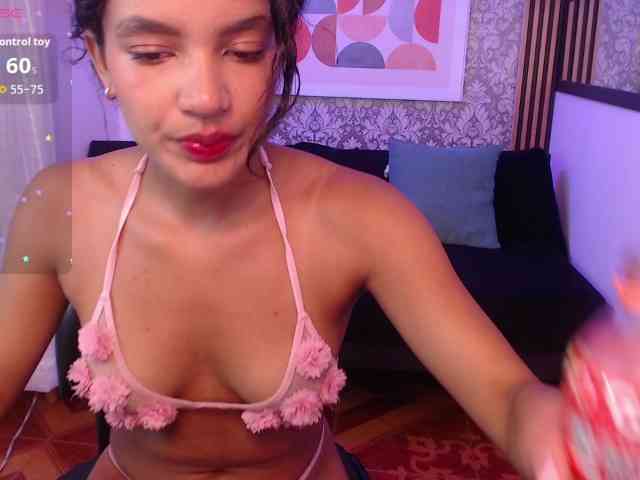 Nyxx-Velariia webcam
