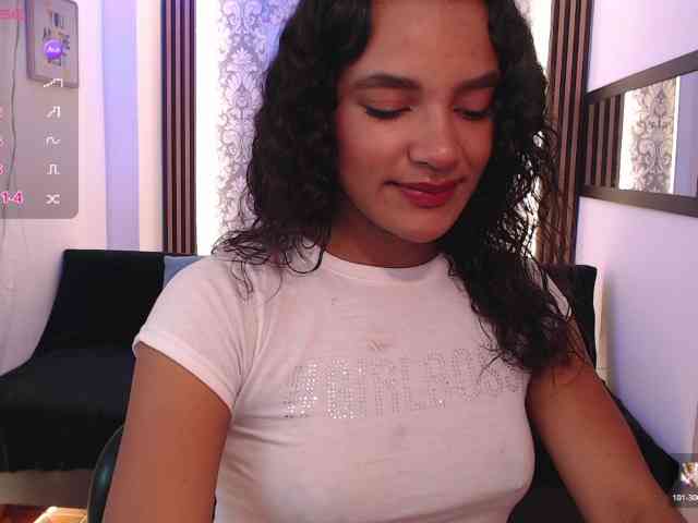 Nyxx-Velariia webcam