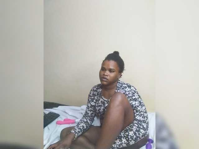 Nyarri Live Cam on BongaCams