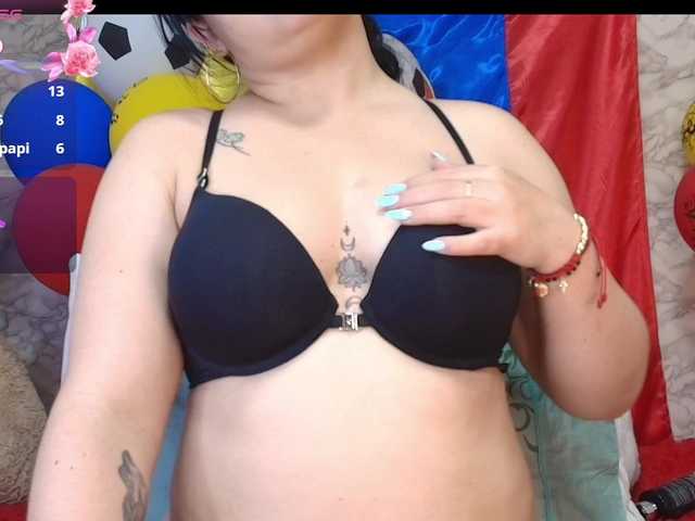 Nataliasmitt live cam on BongaCams