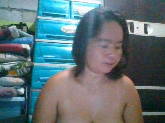 Wetmama-69 live cam on BongaCams