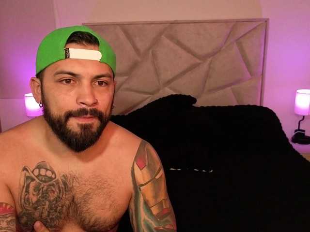 SweetSin-Couple live cam on UnifiedCams
