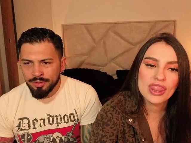 SweetSin-Couple webcam