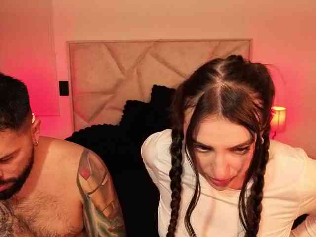 SweetSin-Couple webcam