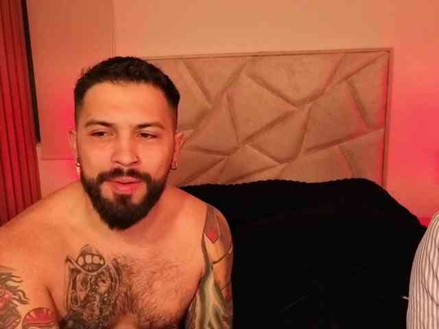 SweetSin-Couple webcam