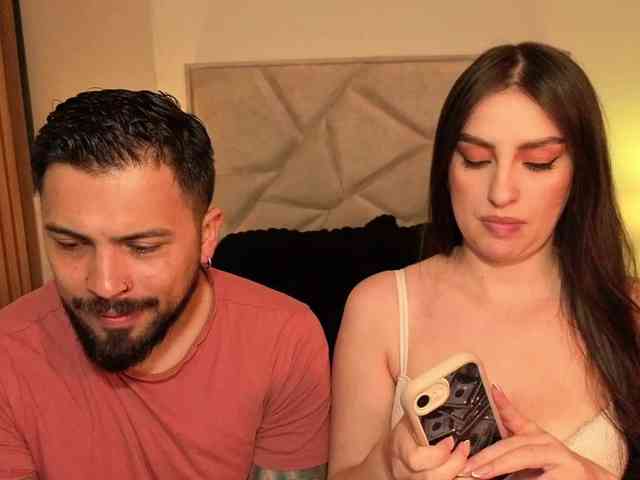 SweetSin-Couple webcam