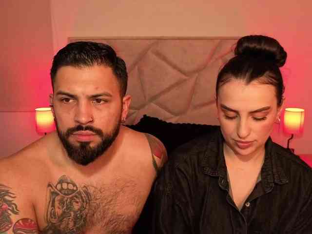 SweetSin-Couple webcam